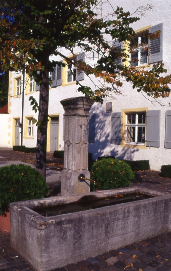 Markgräflich Badischer Gasthof Schwanen Salem  Exterior foto